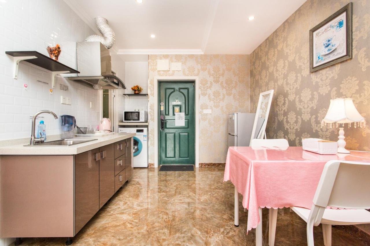 Xiao Yu Residential Apartment Near Jiefangbei And Hongya Cave Чунцін Екстер'єр фото
